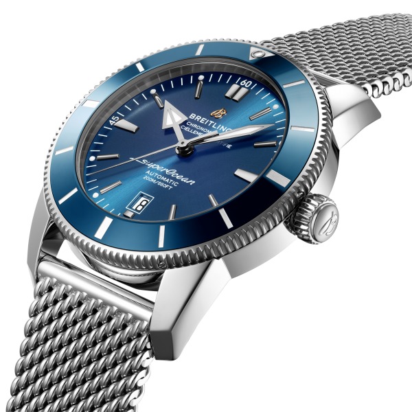 Montre Breitling Superocean Héritage 46 mm Bleu bracelet acier