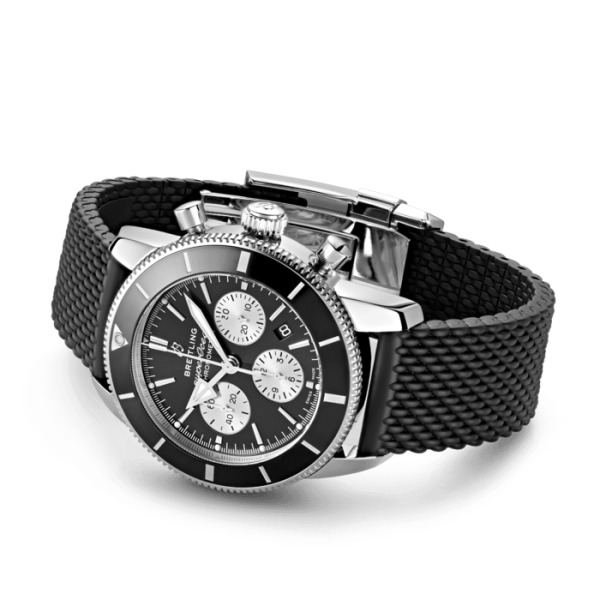 Montre Breitling  Superocean Heritage B01 44 mm Chronographe Acier Noir Bracelet caoutchouc Aéro Classic boucle déployante