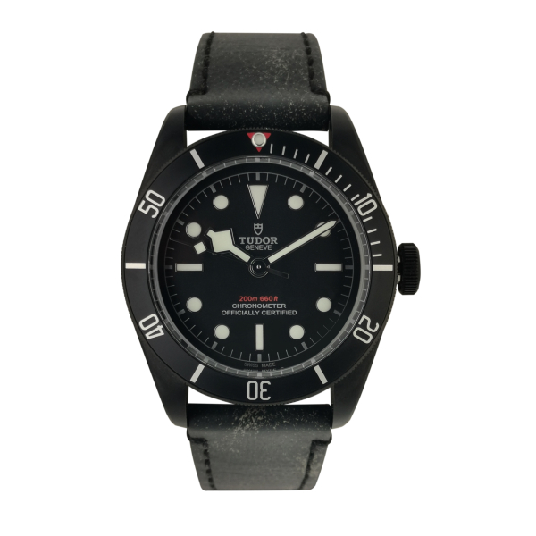 MONTRE OCCASION Tudor Black Bay Dark bracelet cuir vieilli