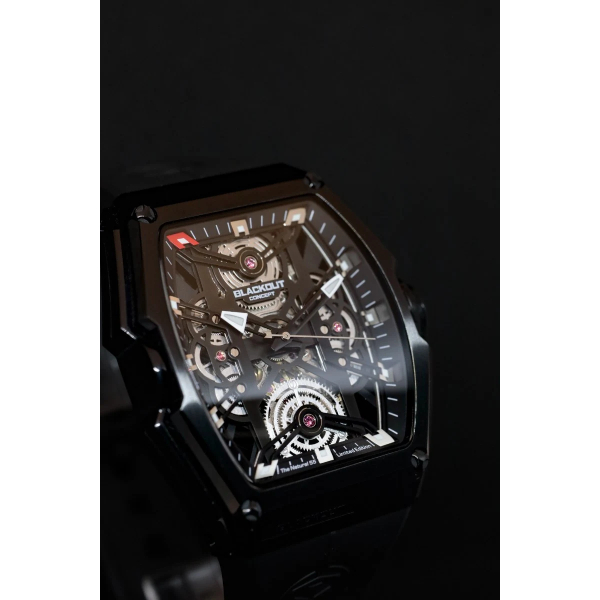 Montre Blackout Concept P-Series P-One Mike James