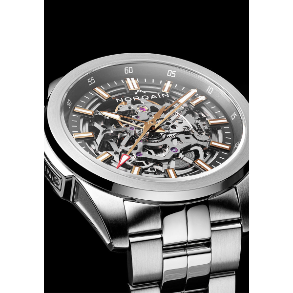 Montre Norqain Independence Skeleton 42mm Bracelet Acier Inoxydable