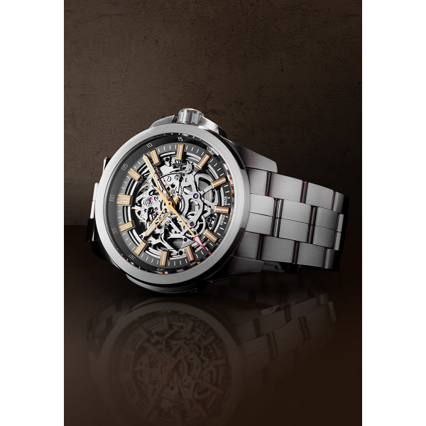 Montre Norqain Independence Skeleton 42mm Bracelet Acier Inoxydable