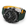 Montre Breitling Super Avenger B01 Chronograph 46 Night Mission Bracelet Vert