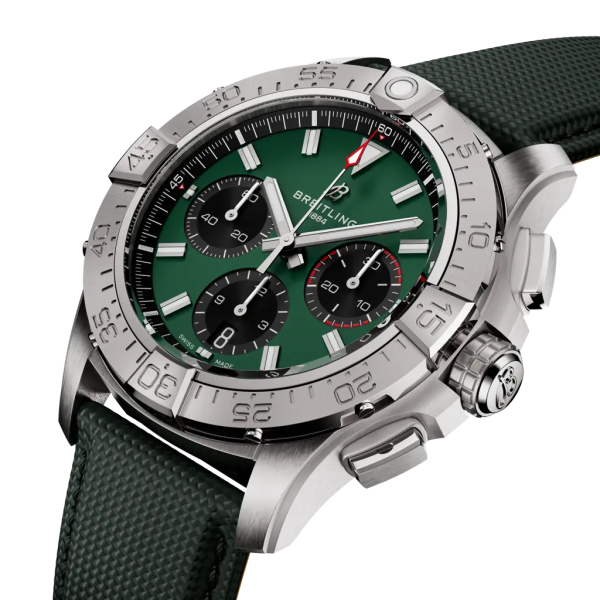 Montre Breitling Avenger B01 Chronograph 42 Cadran Vert Bracelet Vert