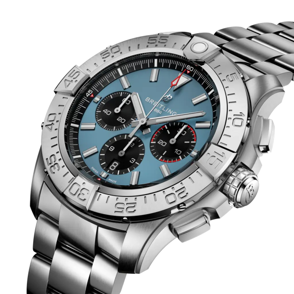 Montre Breitling Super Avenger B01 Chronograph 46 Bracelet Titane