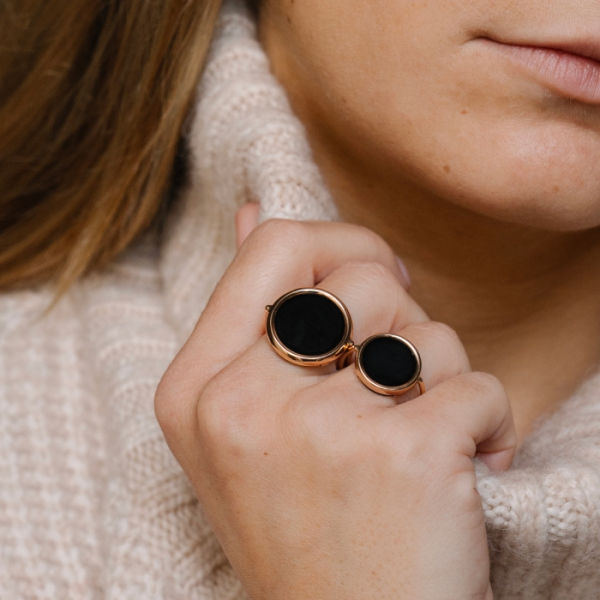 Bague Ginette NY Baby Disc Ring Onyx