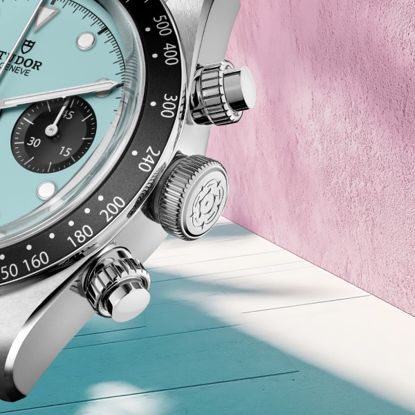 MONTRE HOMME TUDOR BLACK BAY CHRONO "FLAMINGO BLUE"