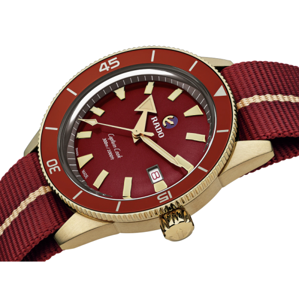 Montre Rado Captain Cook Automatic Bronze Cadran Rouge Bracelet Nato