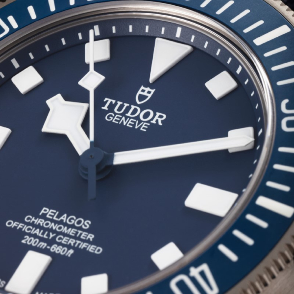 MONTRE TUDOR PELAGOS 42MM FXD MARINE NATIONALE 25