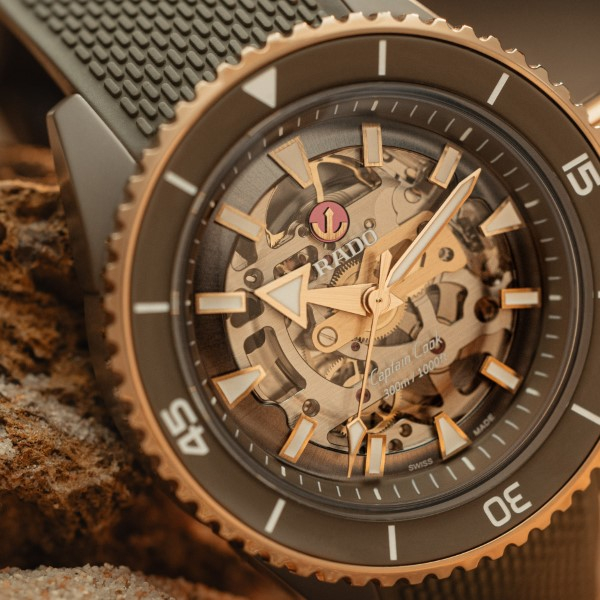 Montre Rado Captain Cook High-Tech Ceramic Skeleton