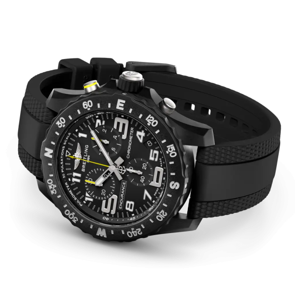 Montre Breitling Endurance Pro 44 Cadran Noir Bracelet Noir