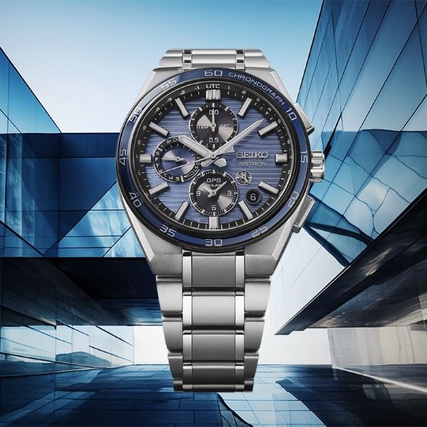 Montre Seiko Astron SSH175J1 Chronographe GPS Solaire Dual Time 